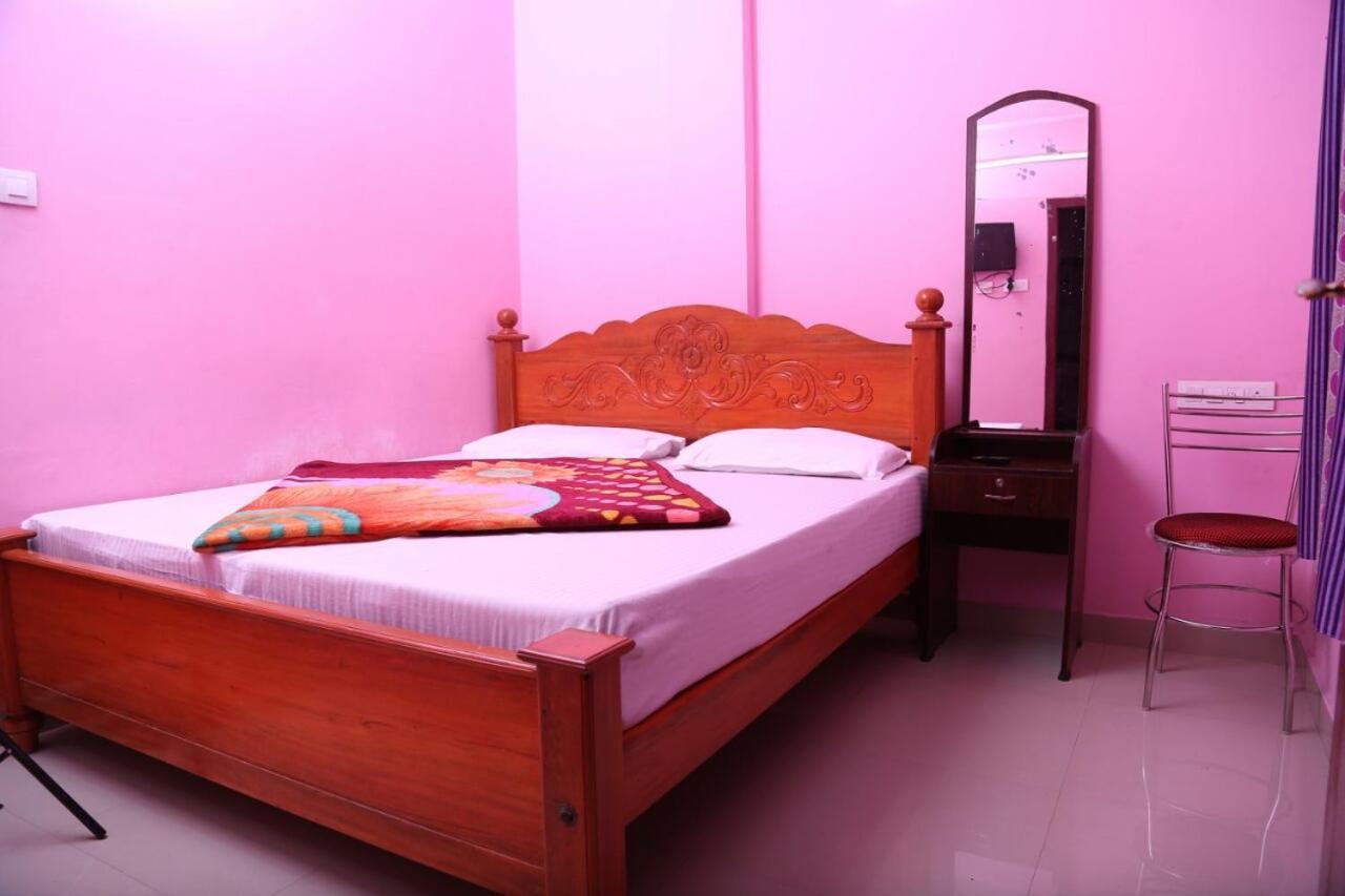 Hotel Hazrath Munnar