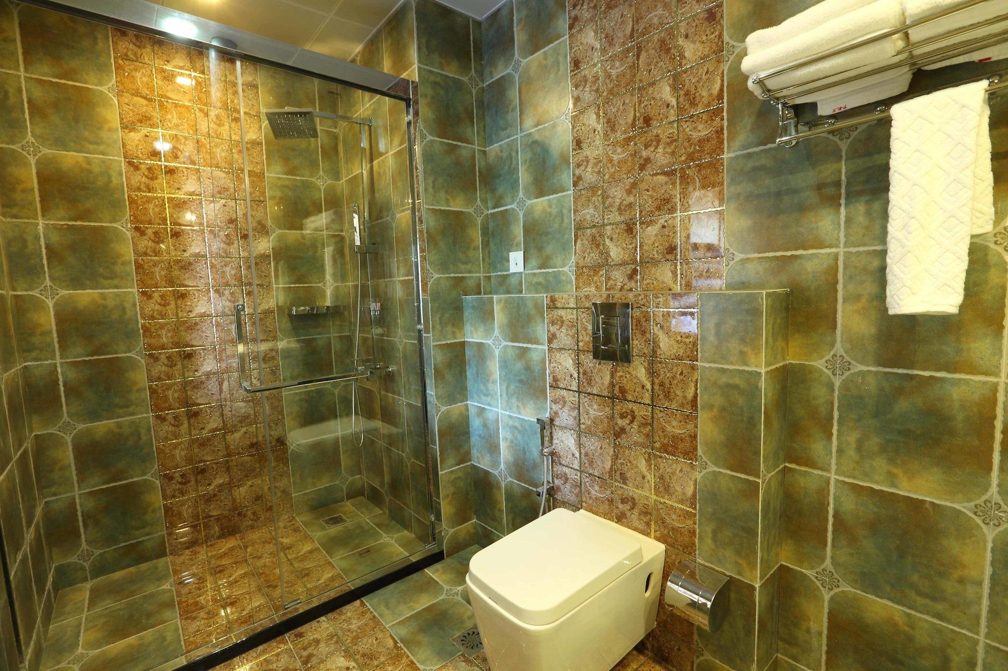 Parakkat Nature 5*