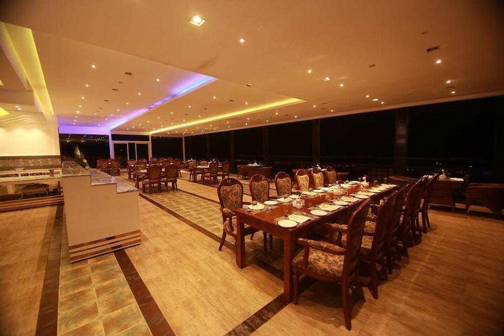 Parakkat Nature Hotel