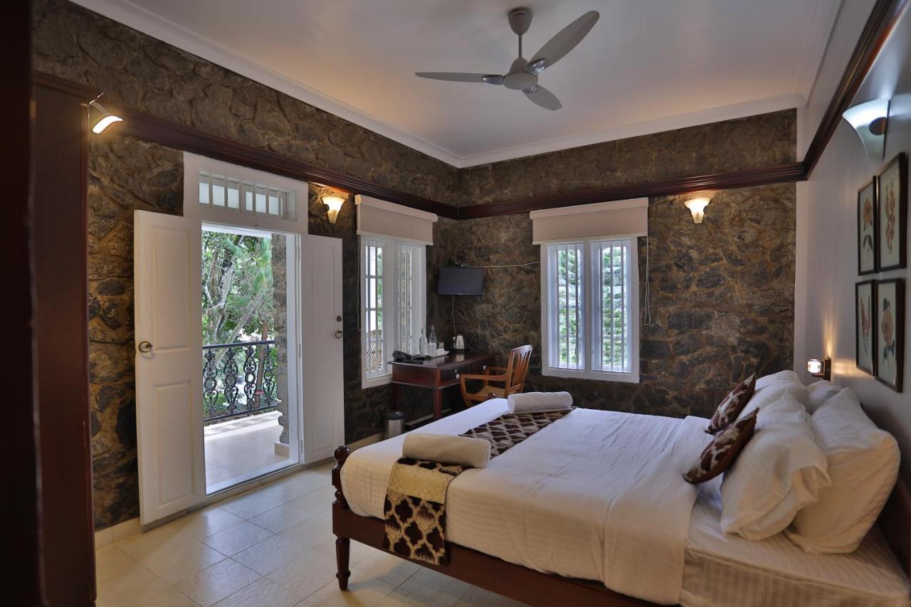 Resort Chithirapuram Palace Munnar