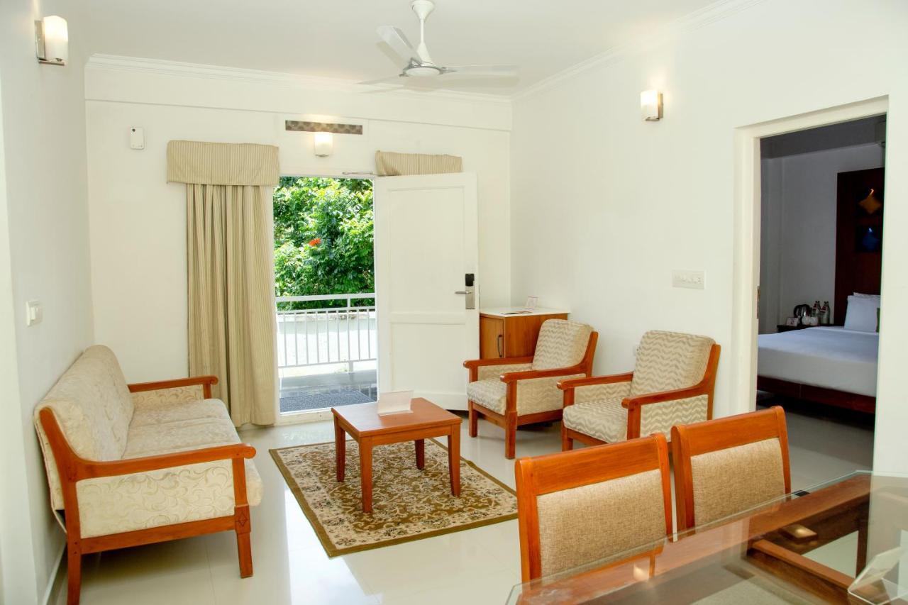 The Fog 5* Munnar