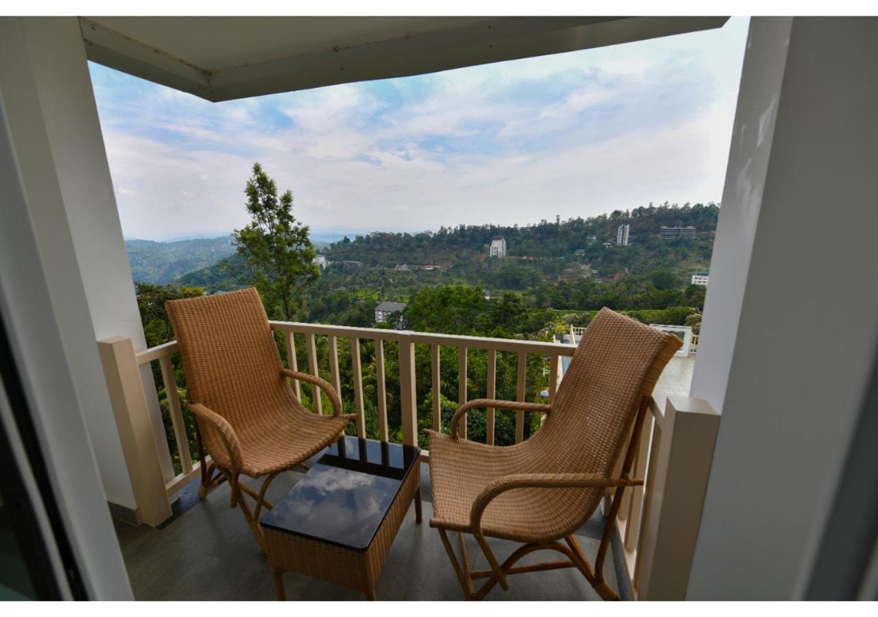 Chandys Windy Woods Resort Munnar