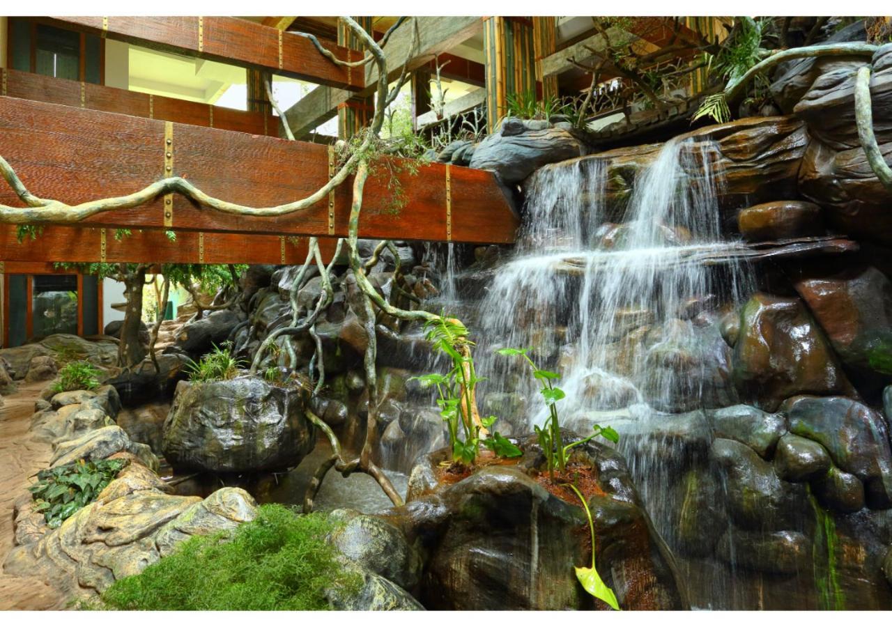 Chandys Windy Woods Resort