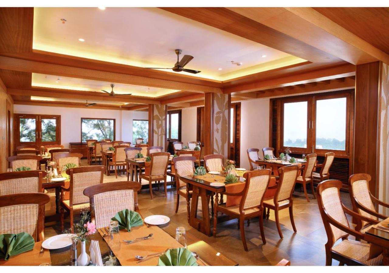 Chandys Windy Woods Resort 5*
