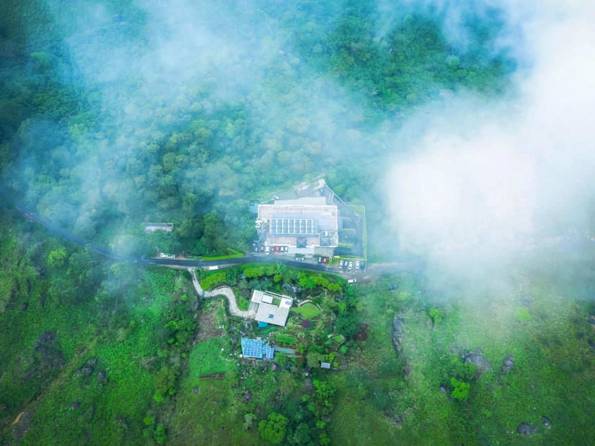 Amber Dale Luxury Hotel & Spa, Munnar Hotel