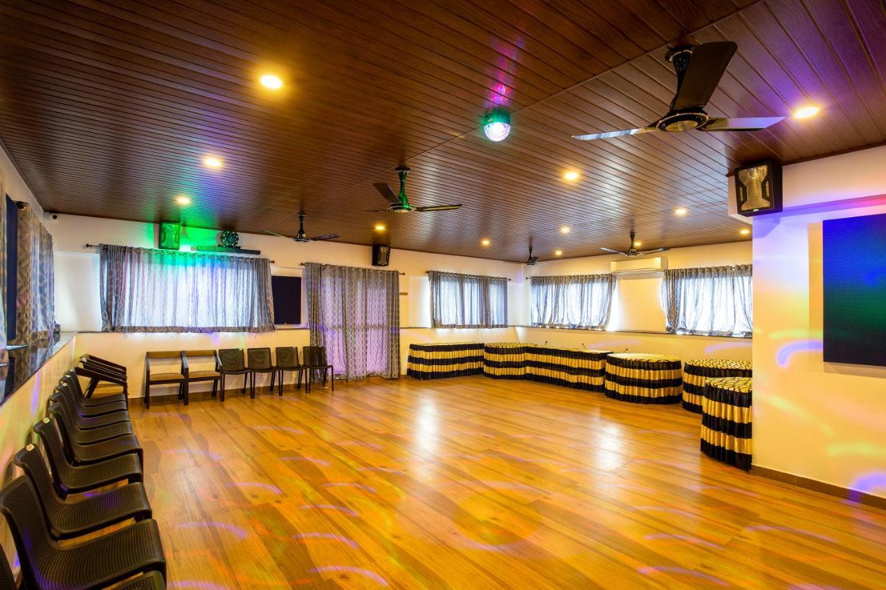 Resort Wolkenburg & 4*
