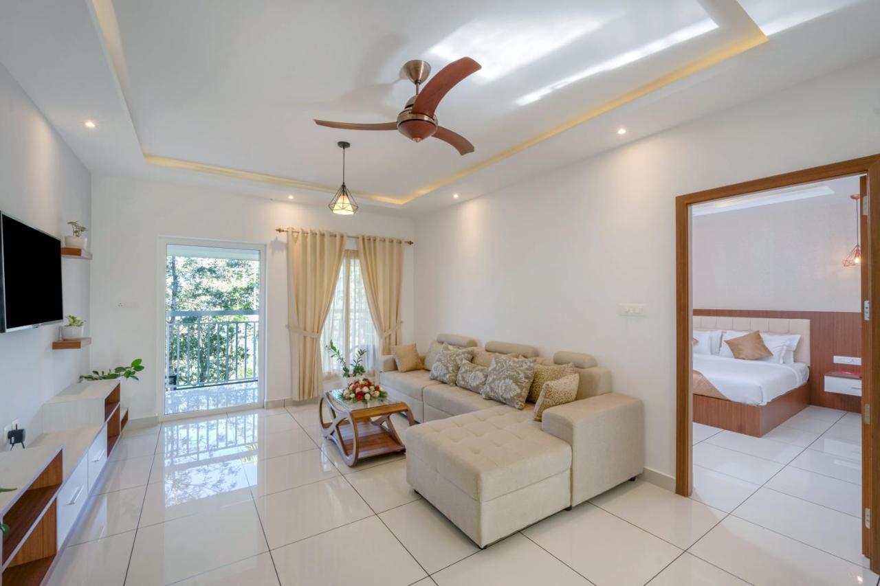 Hotel Sprise And Munnar