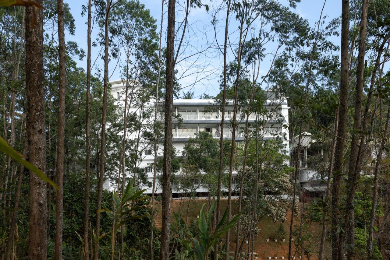 White House, Resort Munnar