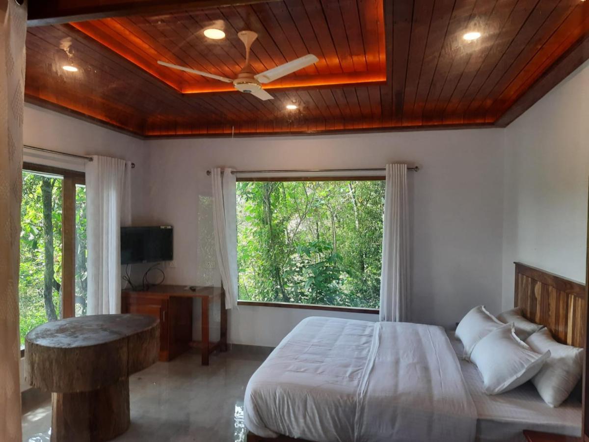 Kurinjiyil Farmstay Holiday home