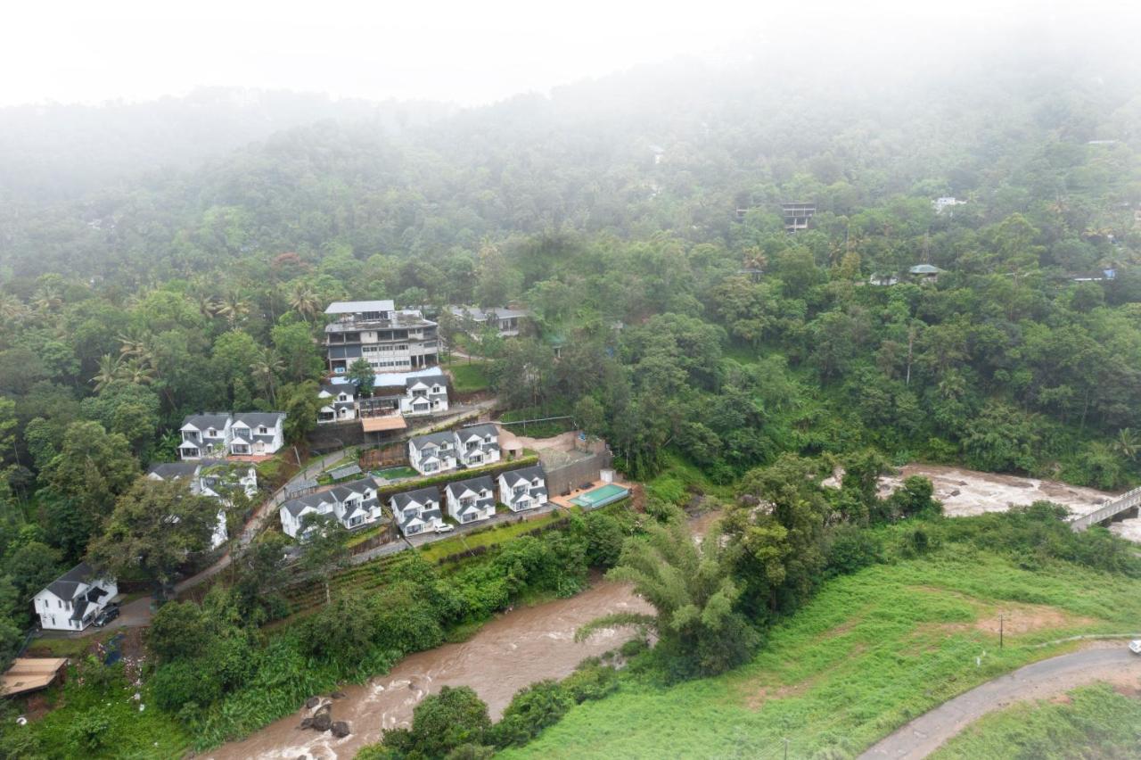 Eden Woods And Resort