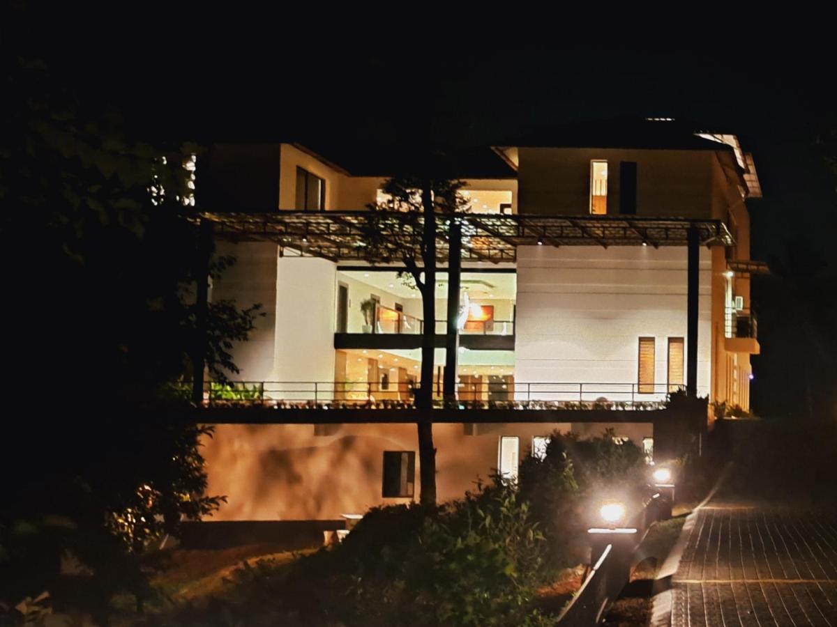 Viceroy Luxury Mountain And Munnar