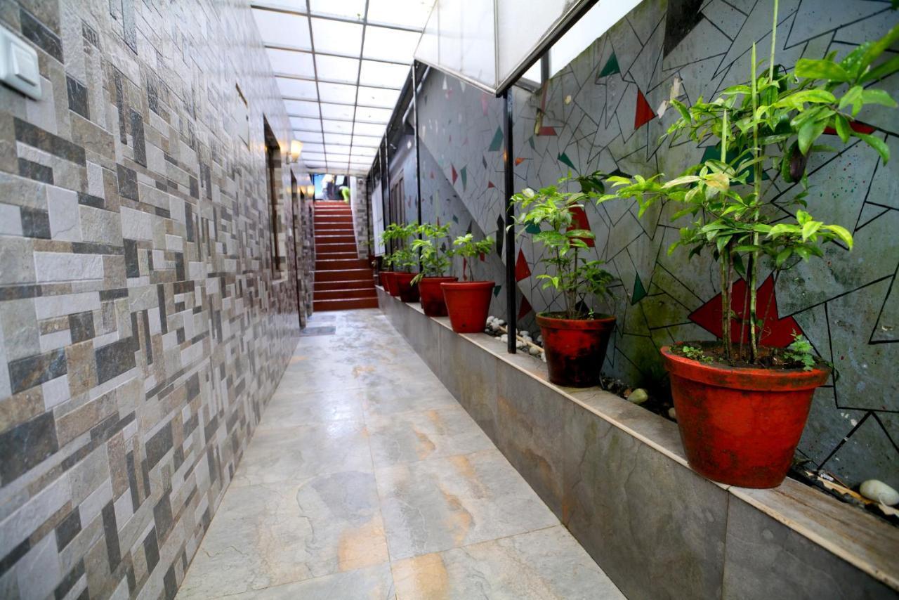Hotel New Gate *