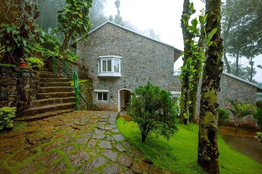 Sitaram Mountain Retreat Resort