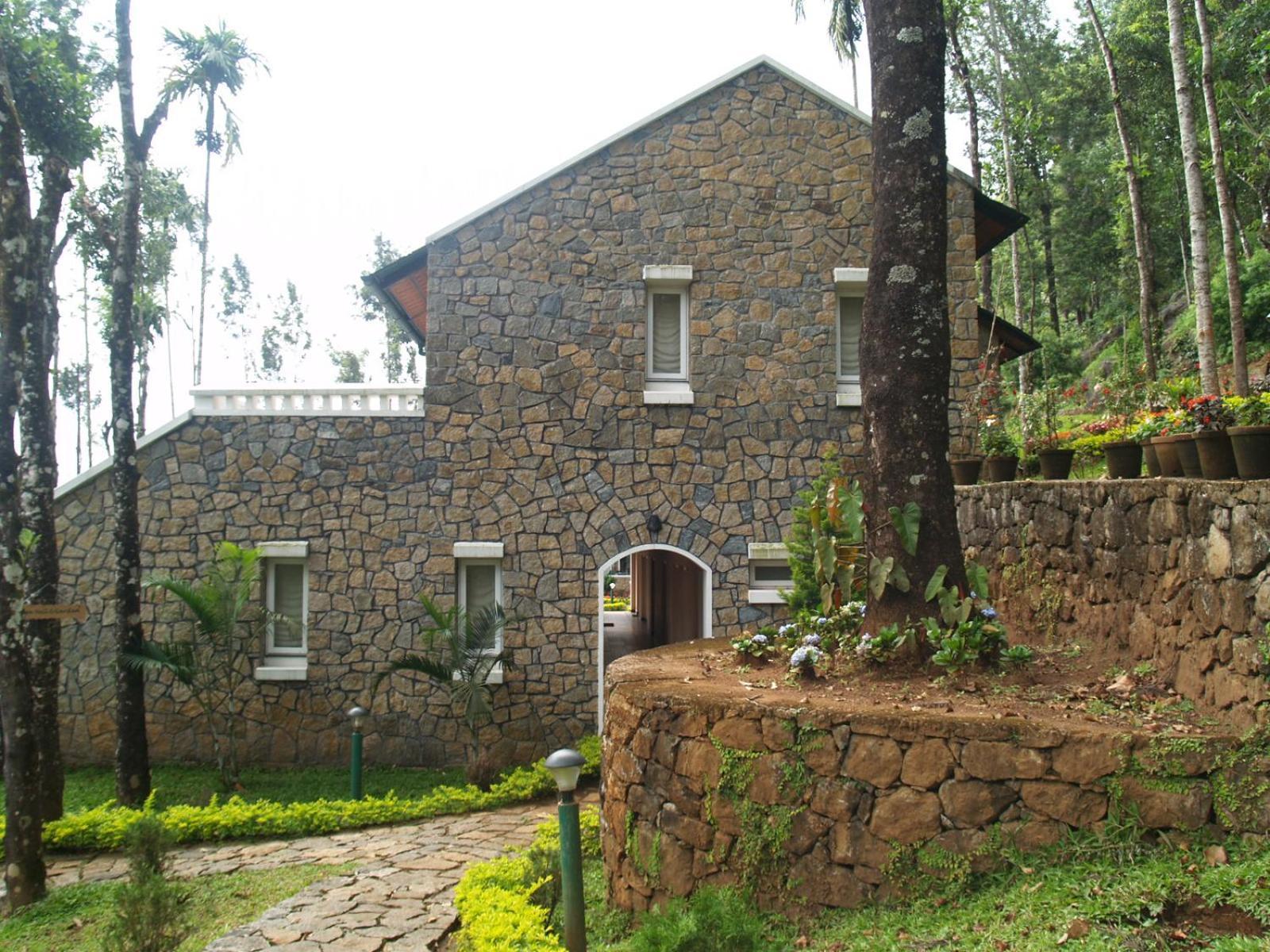 Sitaram Mountain Retreat Resort