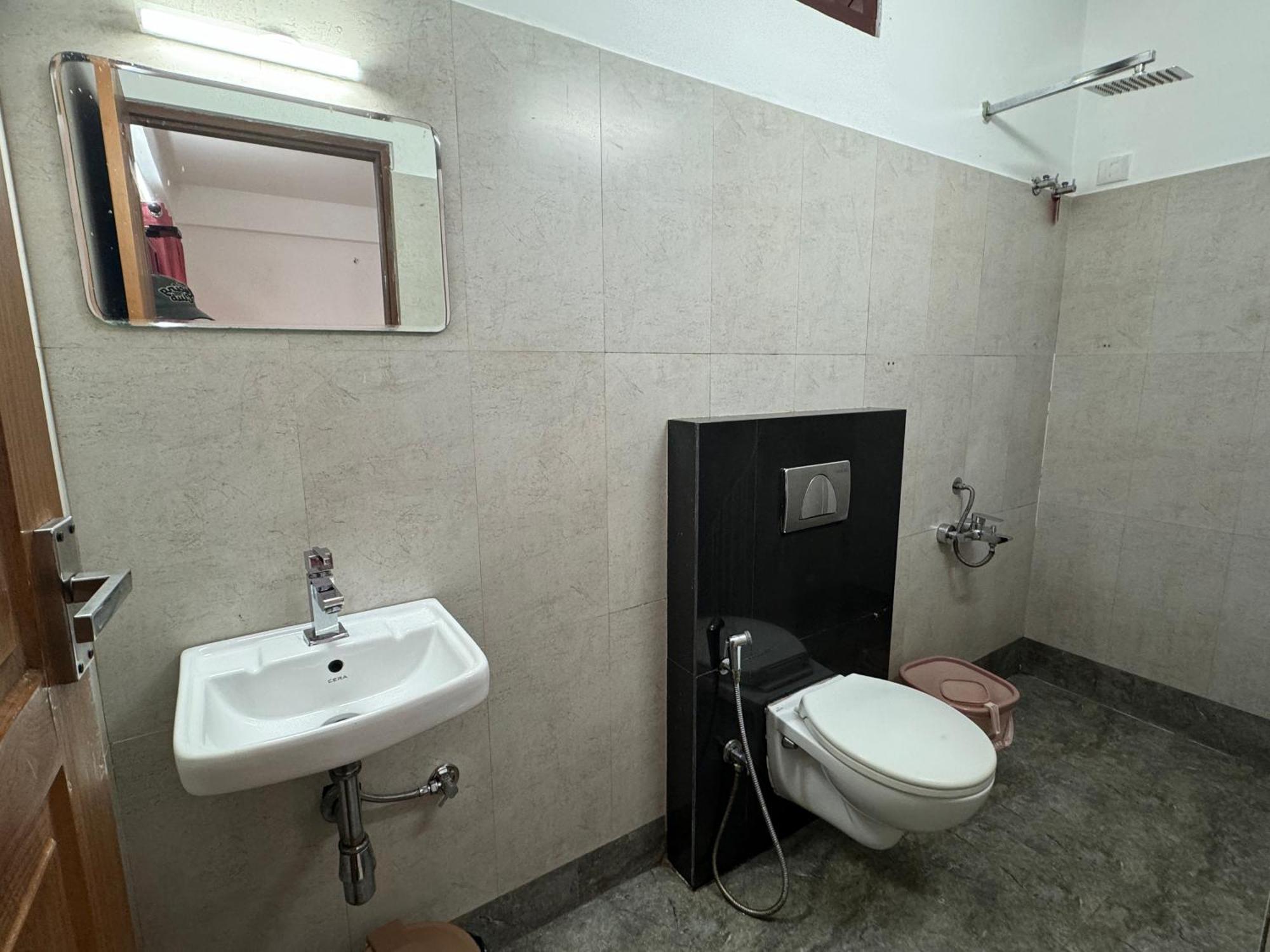 Hotel Pranav 4 Seasons 3*