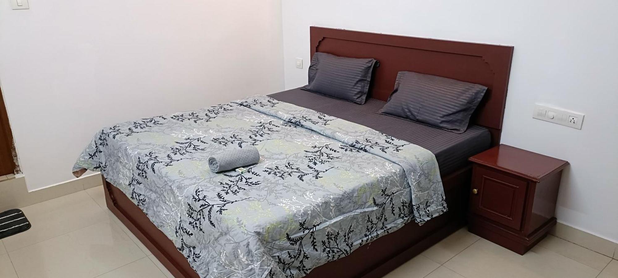 Pranav 4 Seasons Hotel Munnar