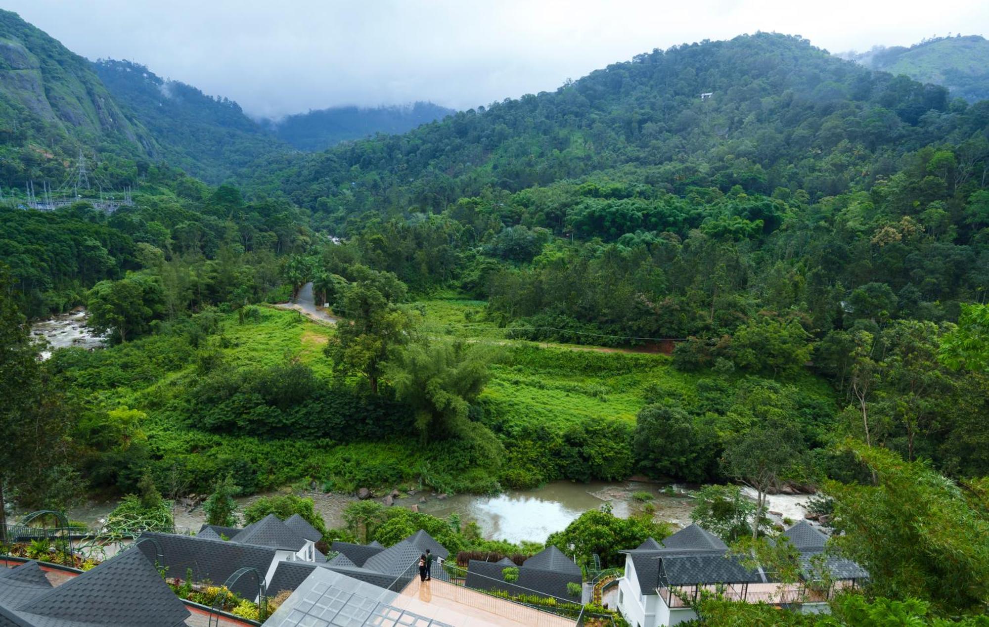 Resort Eden Woods And Munnar