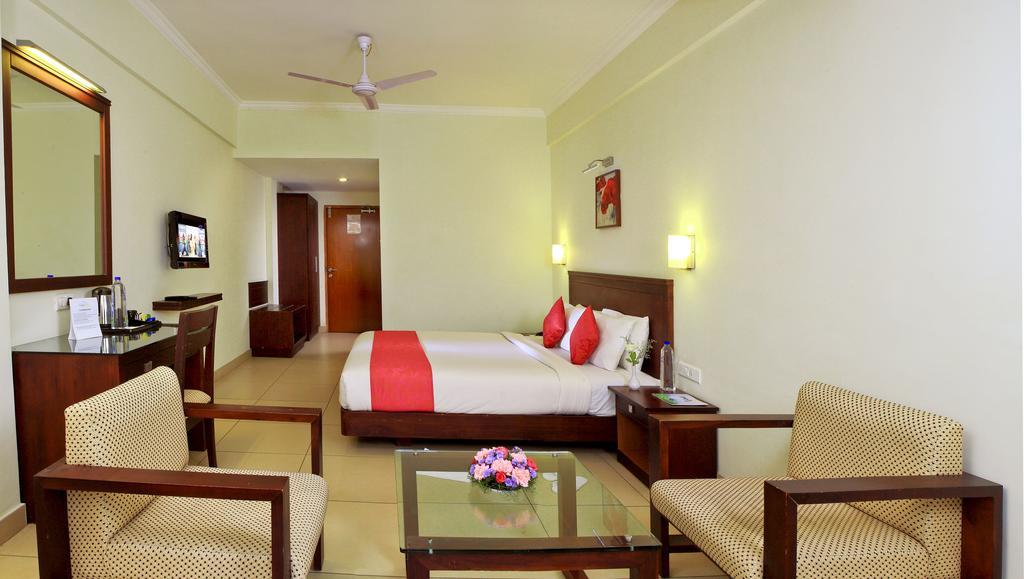Hotel Clouds Valley Munnar