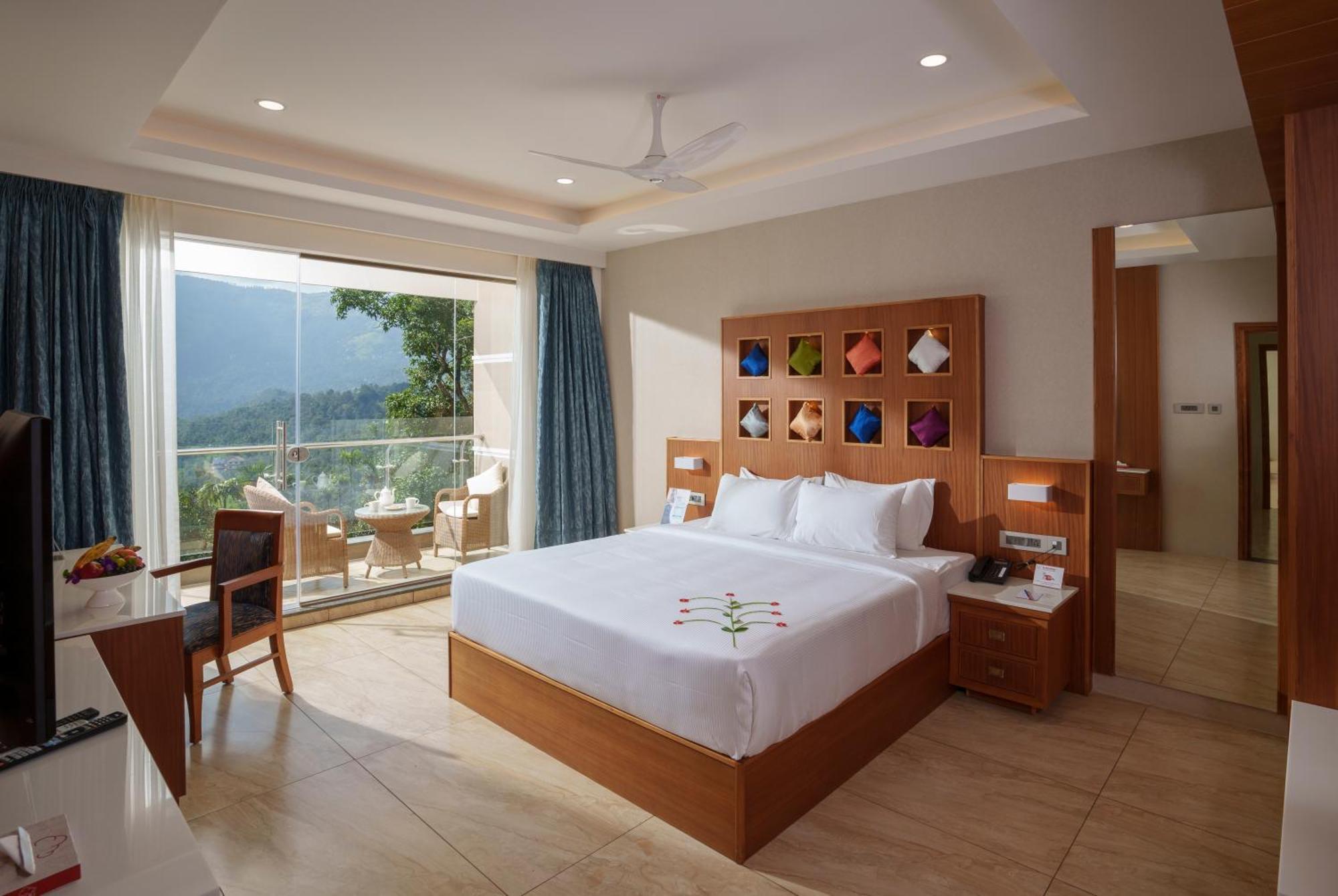 Resort The Fog Munnar