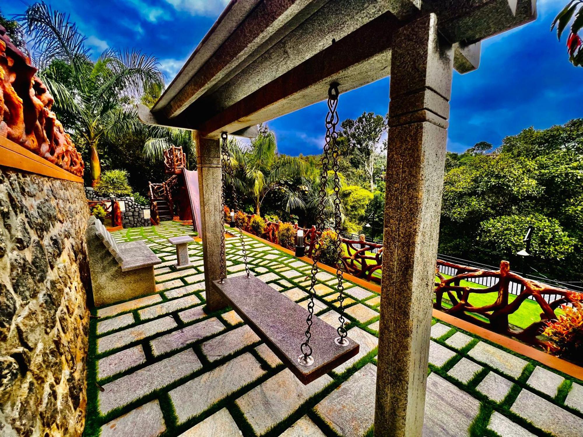 Lodge Blue Peaks Munnar
