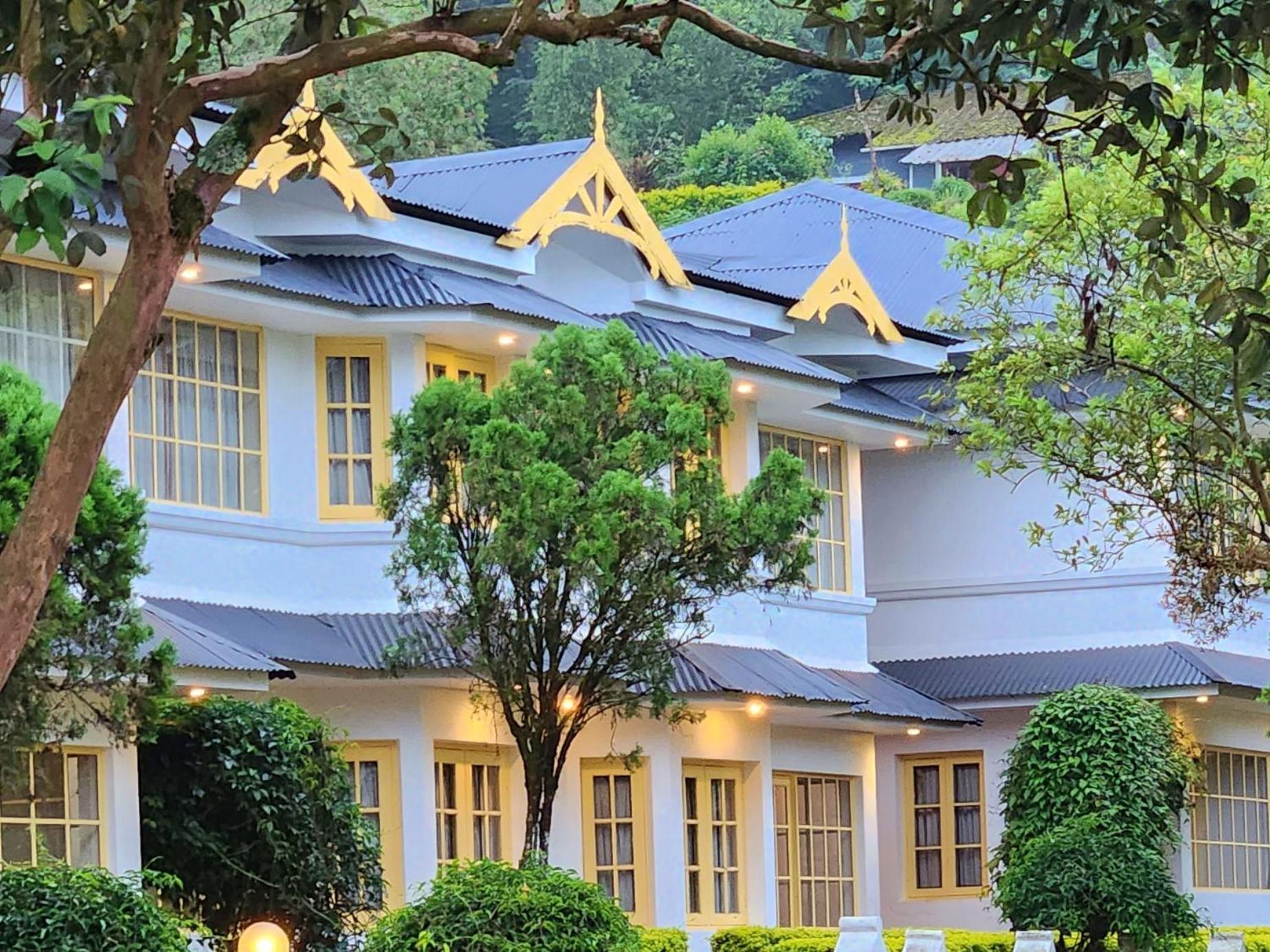 Eastend Resort