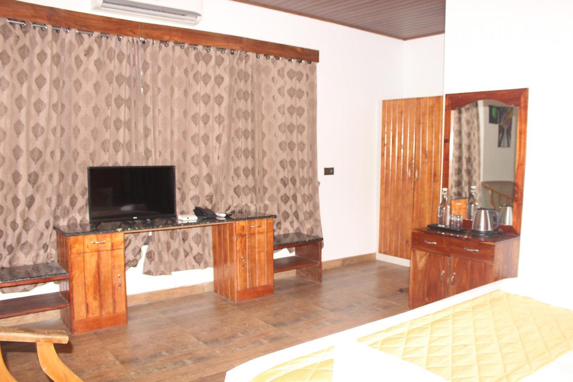 Spring Muunnar, Resort 4*
