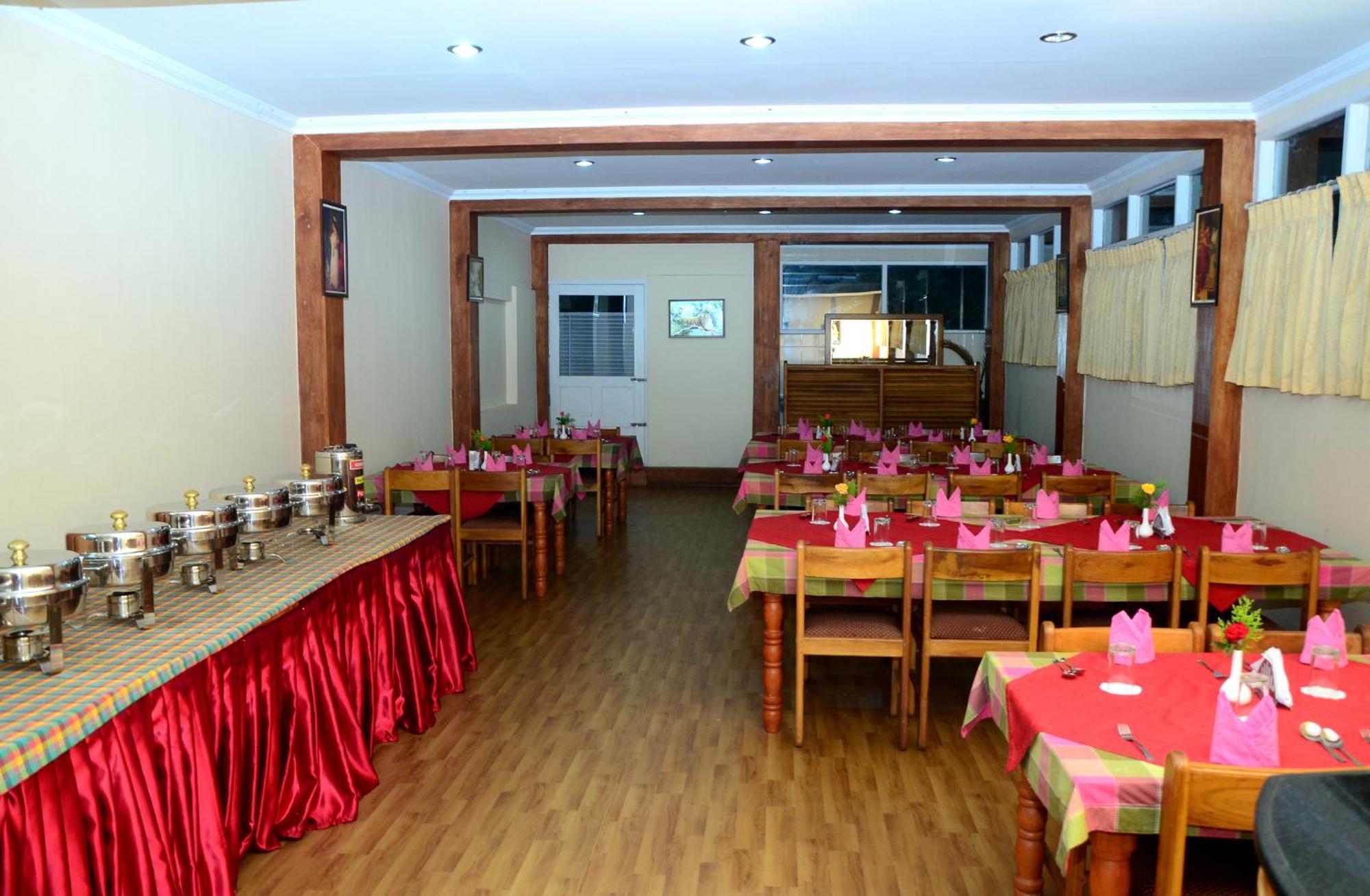 Resort Lakezone Holiday Munnar