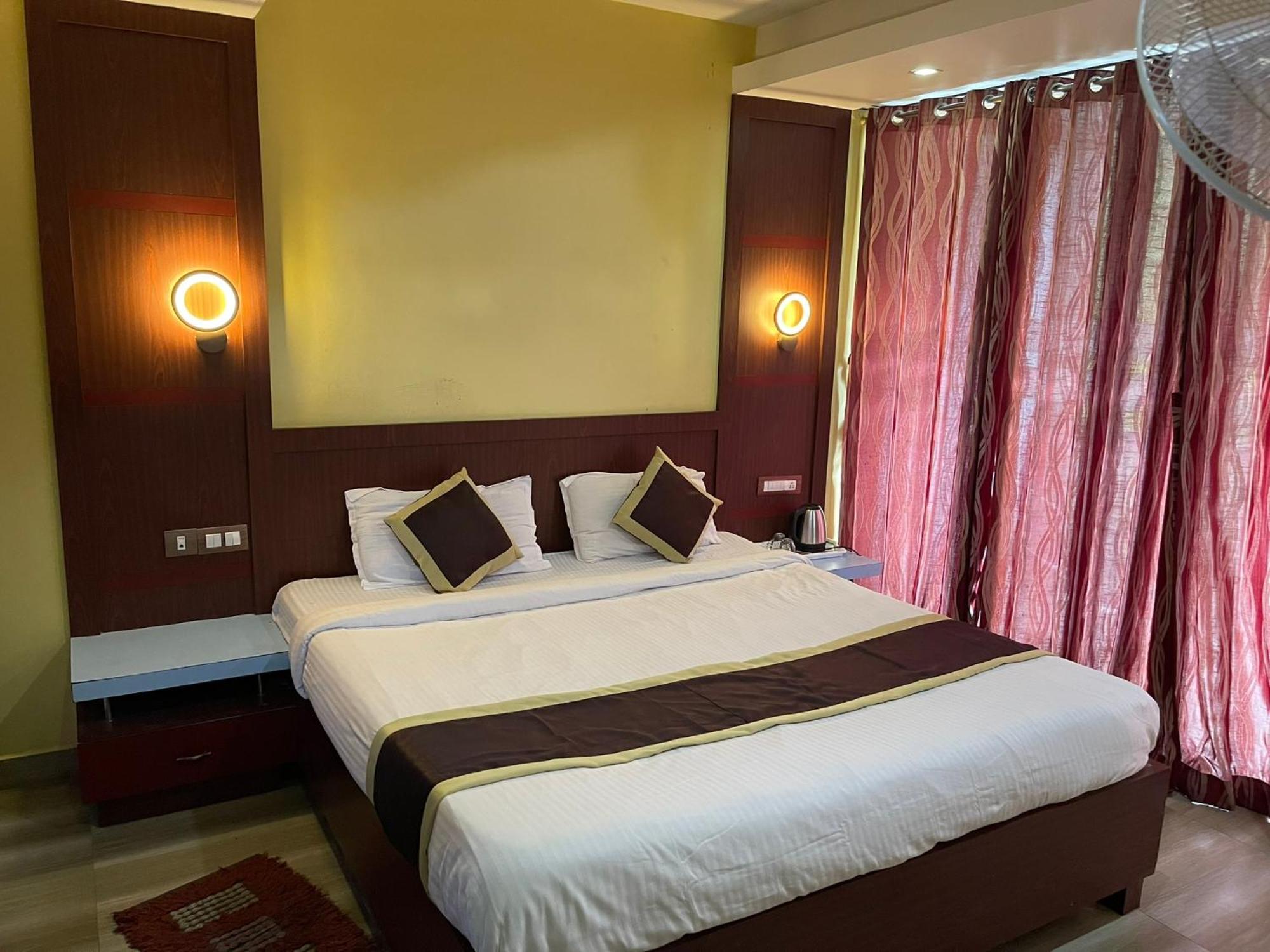Hotel Greenland Residency *