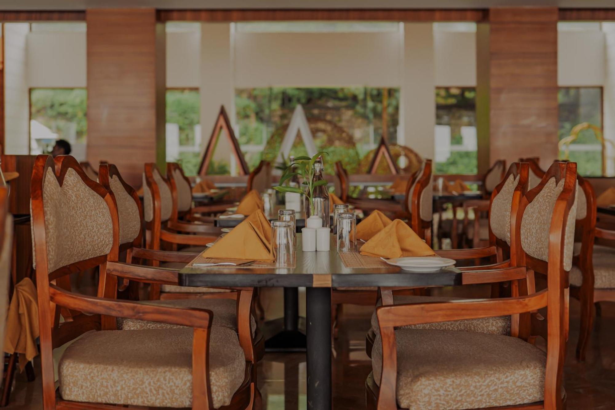 Amber Dale Luxury Hotel & Spa, Munnar Hotel 5*