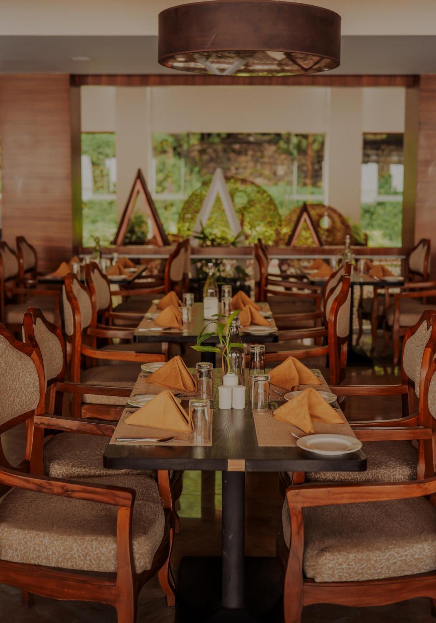 Hotel Amber Dale Luxury Hotel & Spa, Munnar 5*
