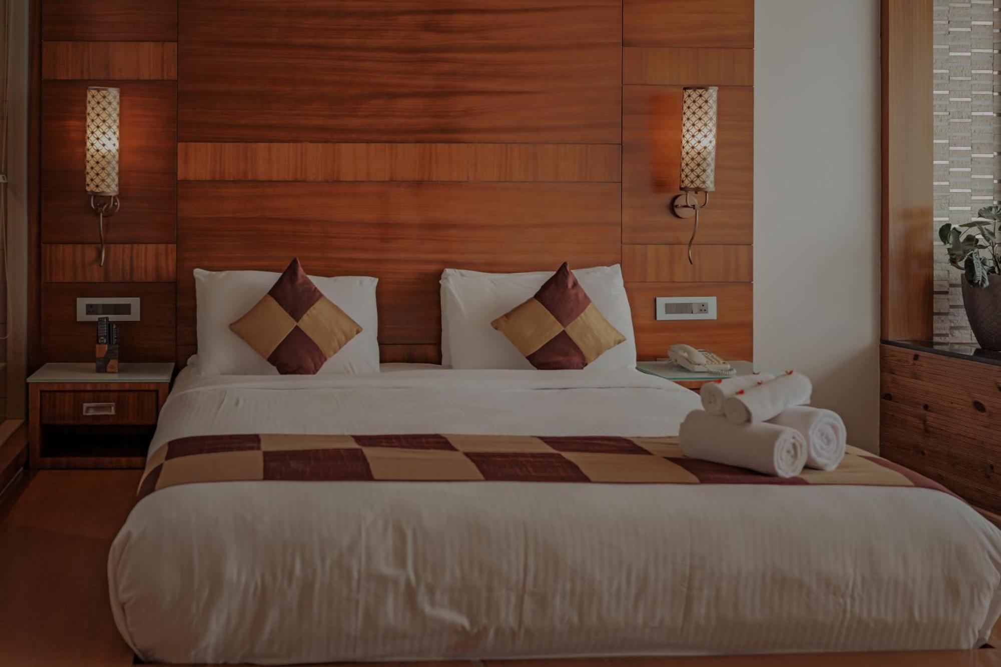 Amber Dale Luxury Hotel & Spa, Munnar 5*