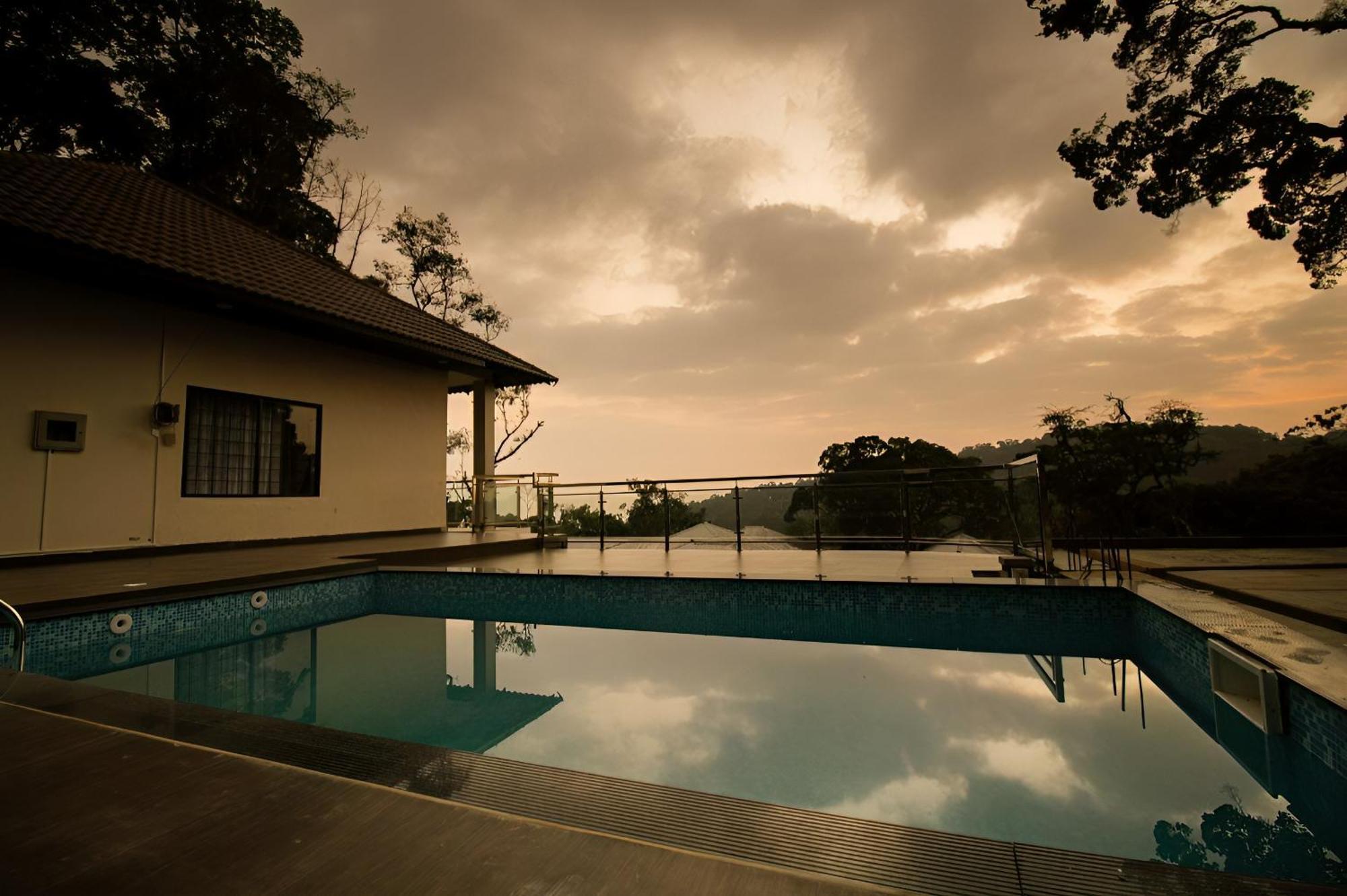 Resort Elixir Hills And Munnar