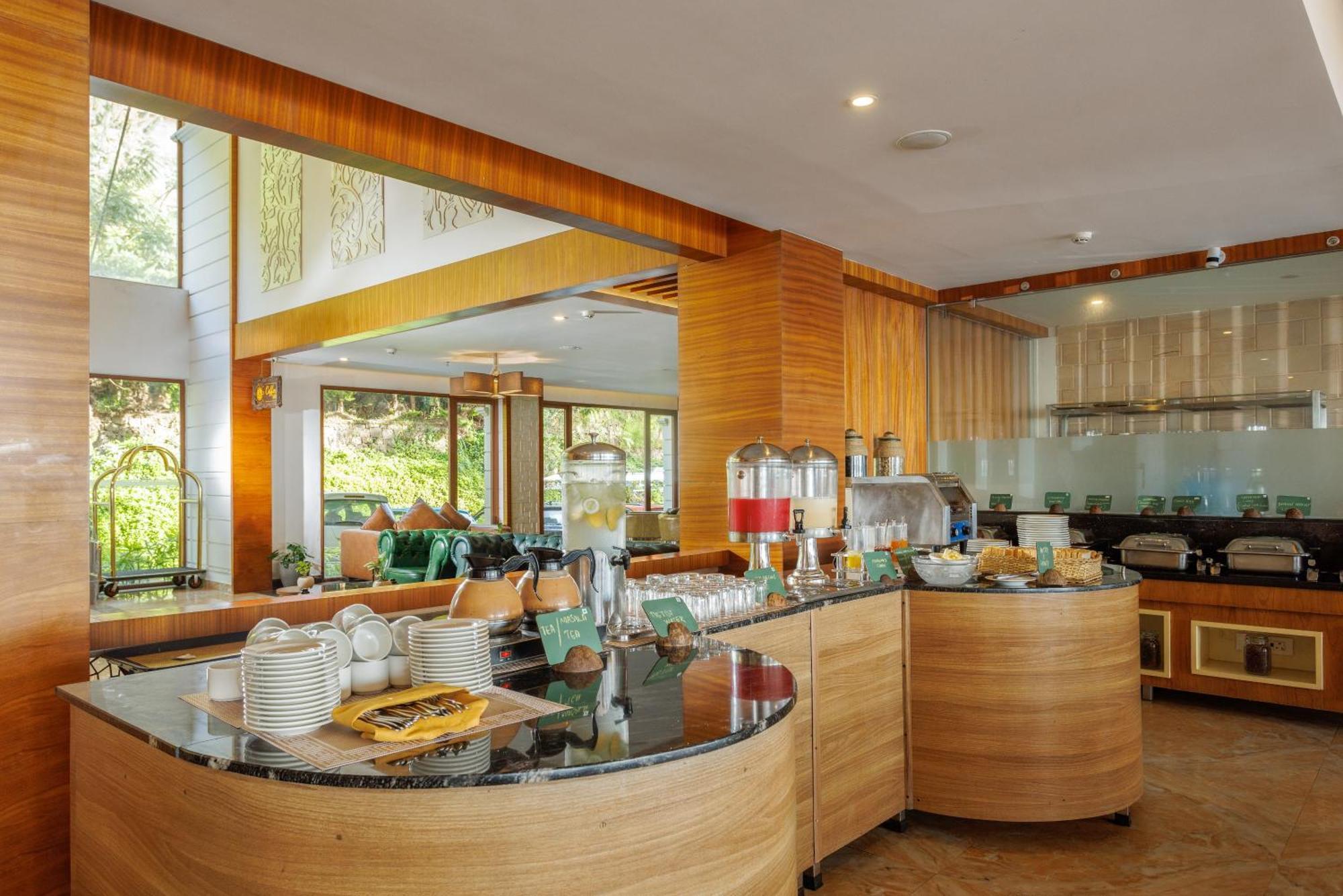 Amber Dale Luxury Hotel & Spa, Munnar Hotel