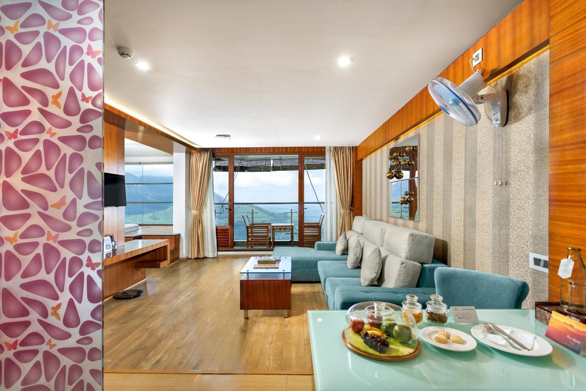 Hotel Amber Dale Luxury Hotel & Spa, Munnar