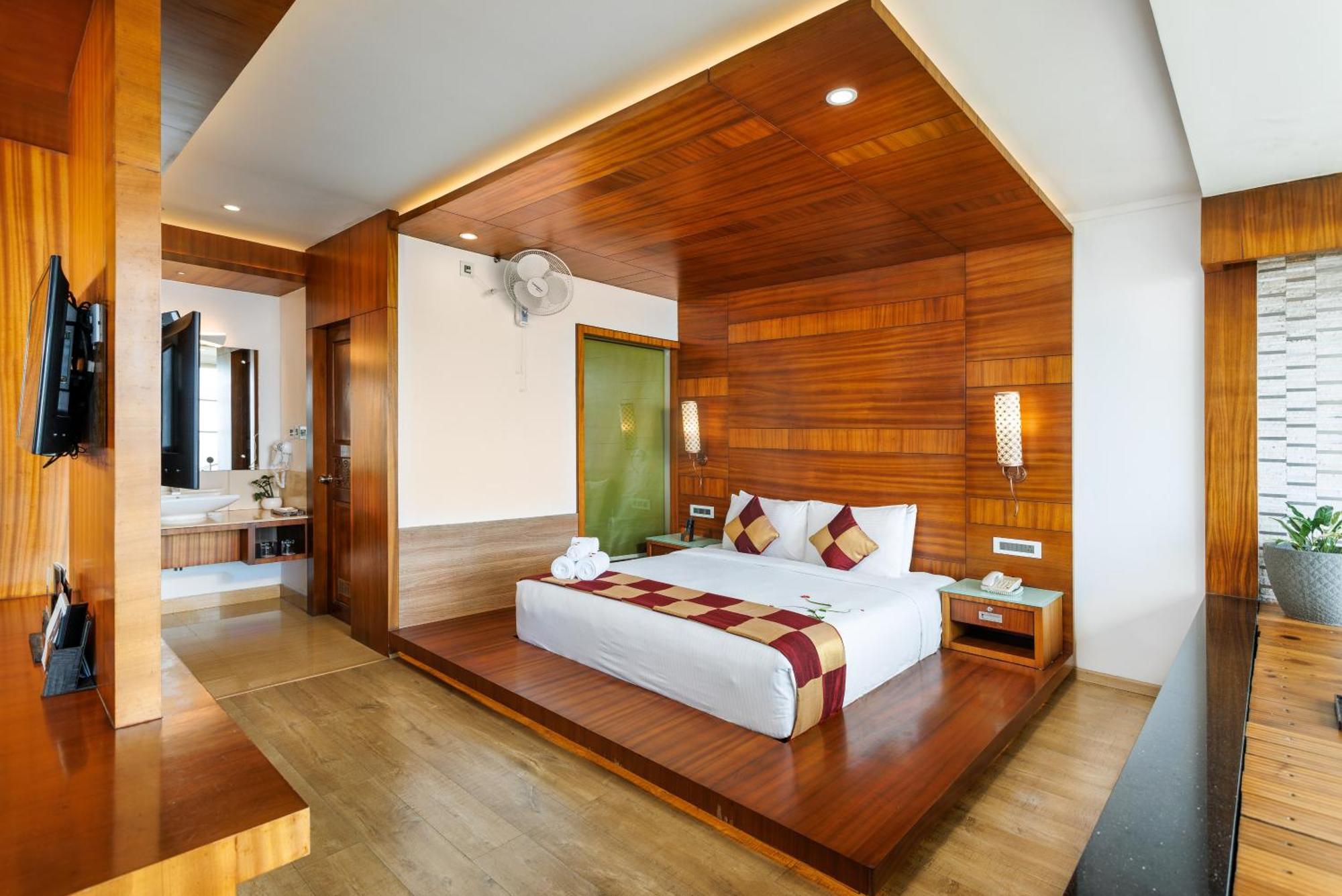 Amber Dale Luxury Hotel & Spa, Munnar Hotel Munnar