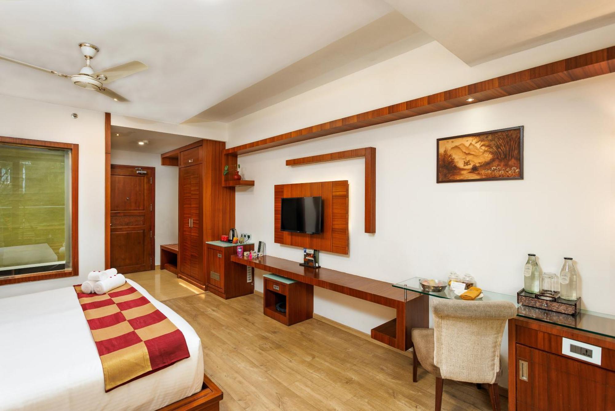 Amber Dale Luxury Hotel & Spa, Munnar 5*