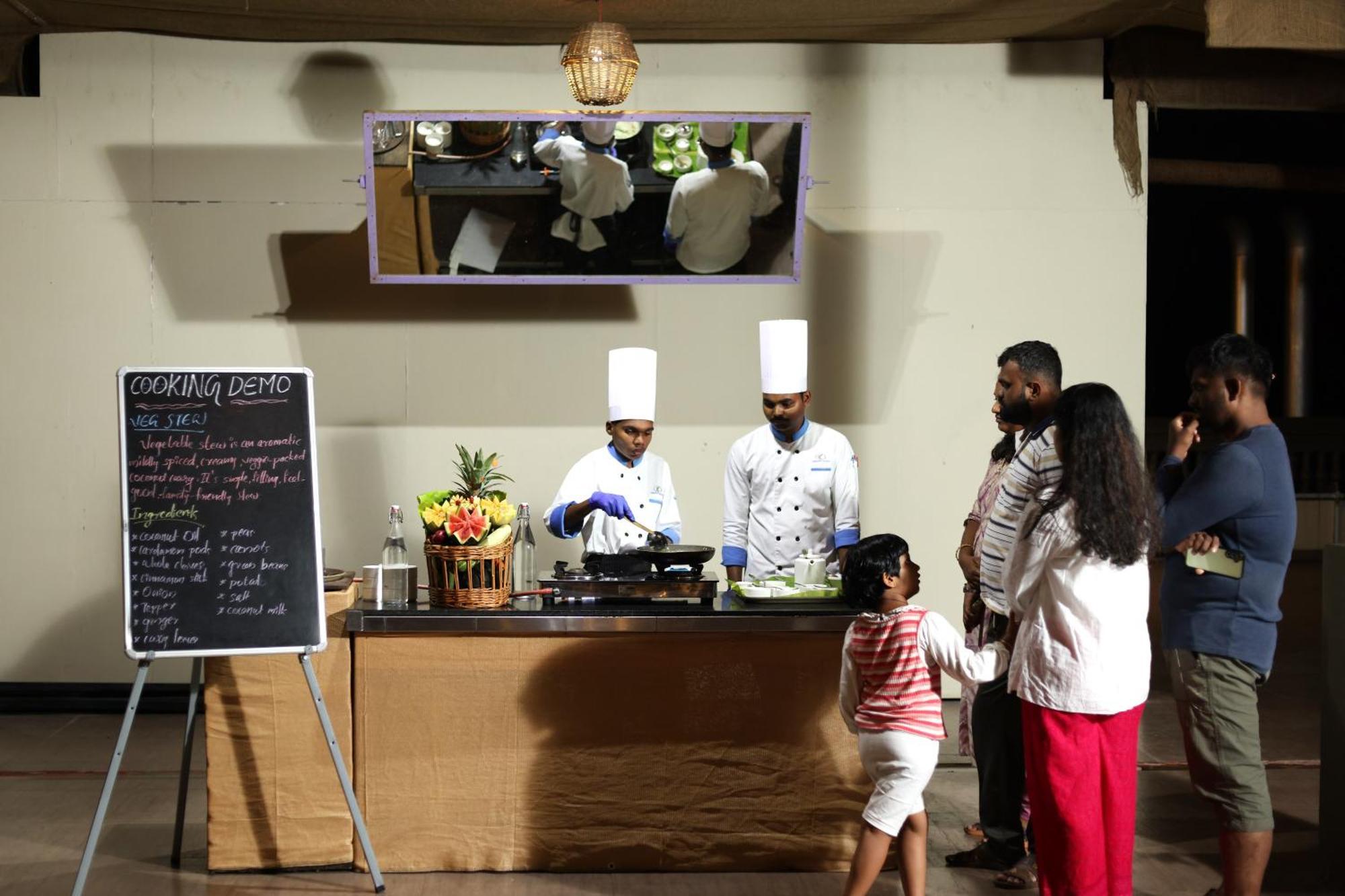 Amber Dale Luxury Hotel & Spa, Munnar Hotel