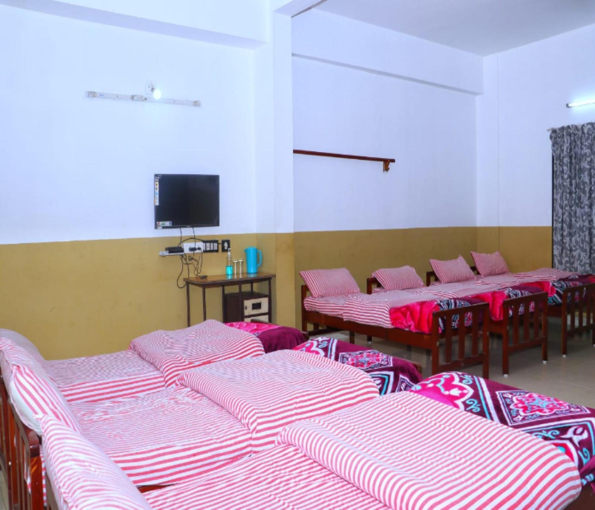 Ac Mist 2* Munnar