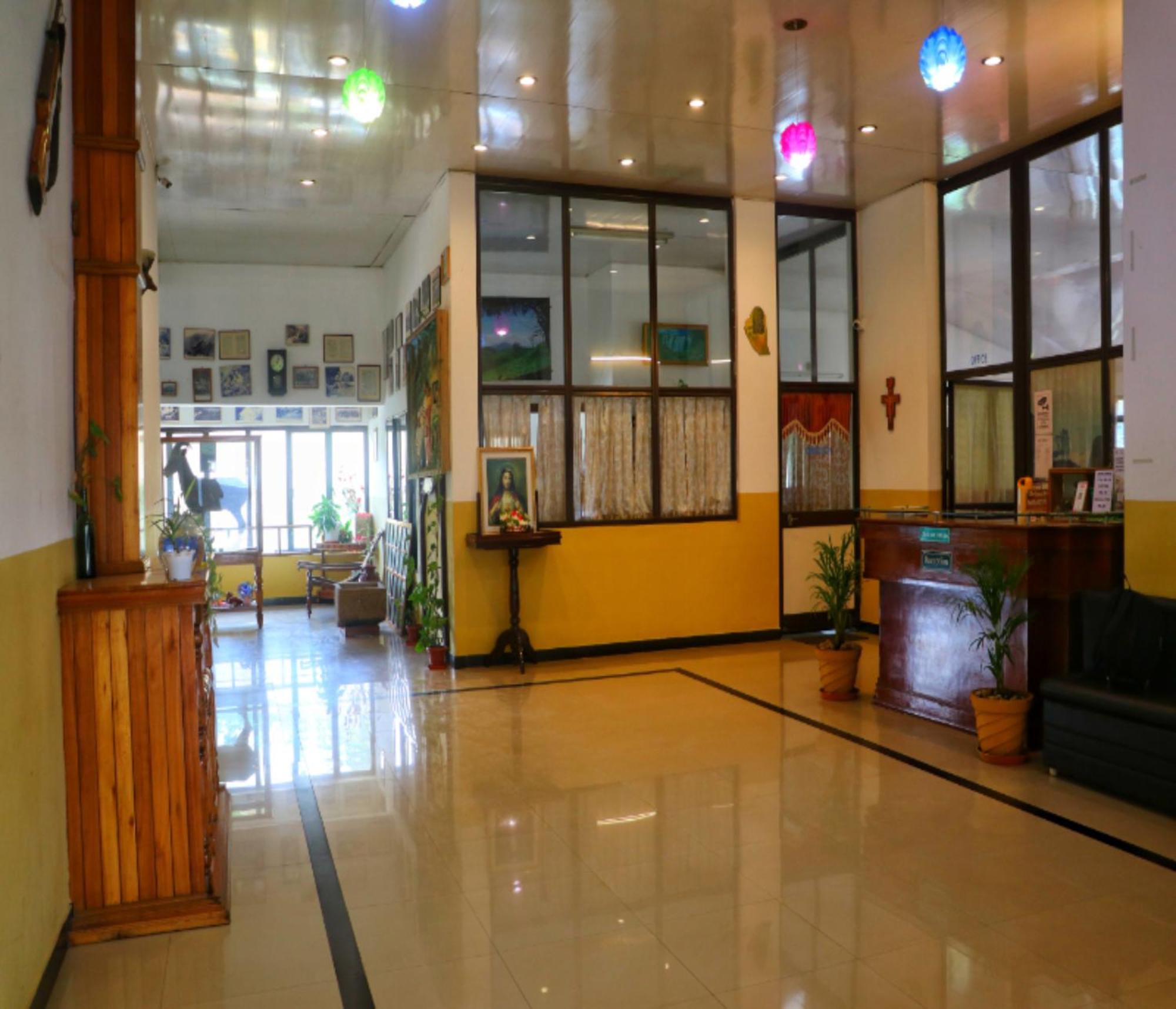 Ac Mist Hotel