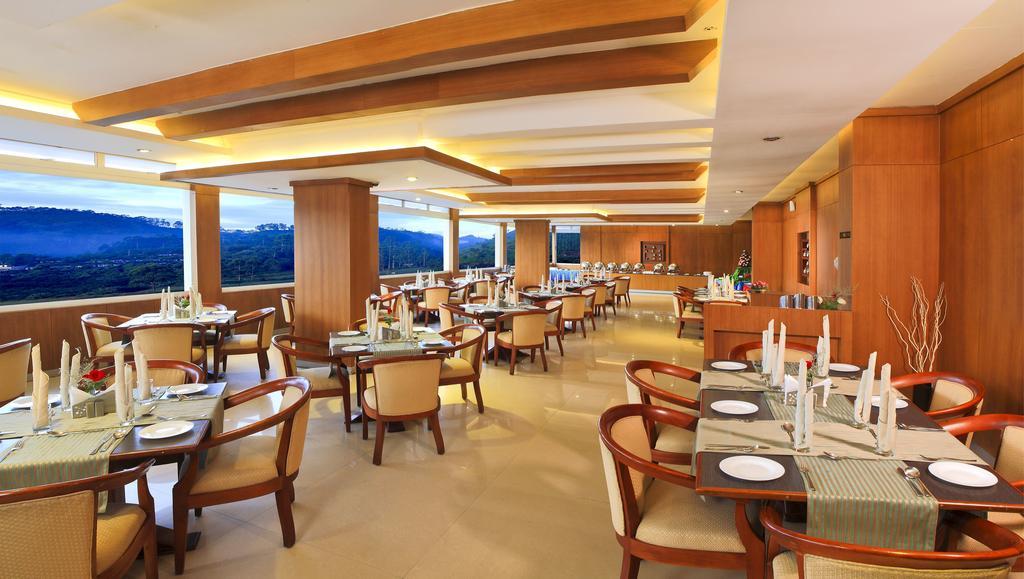 Hotel Clouds Valley 4*