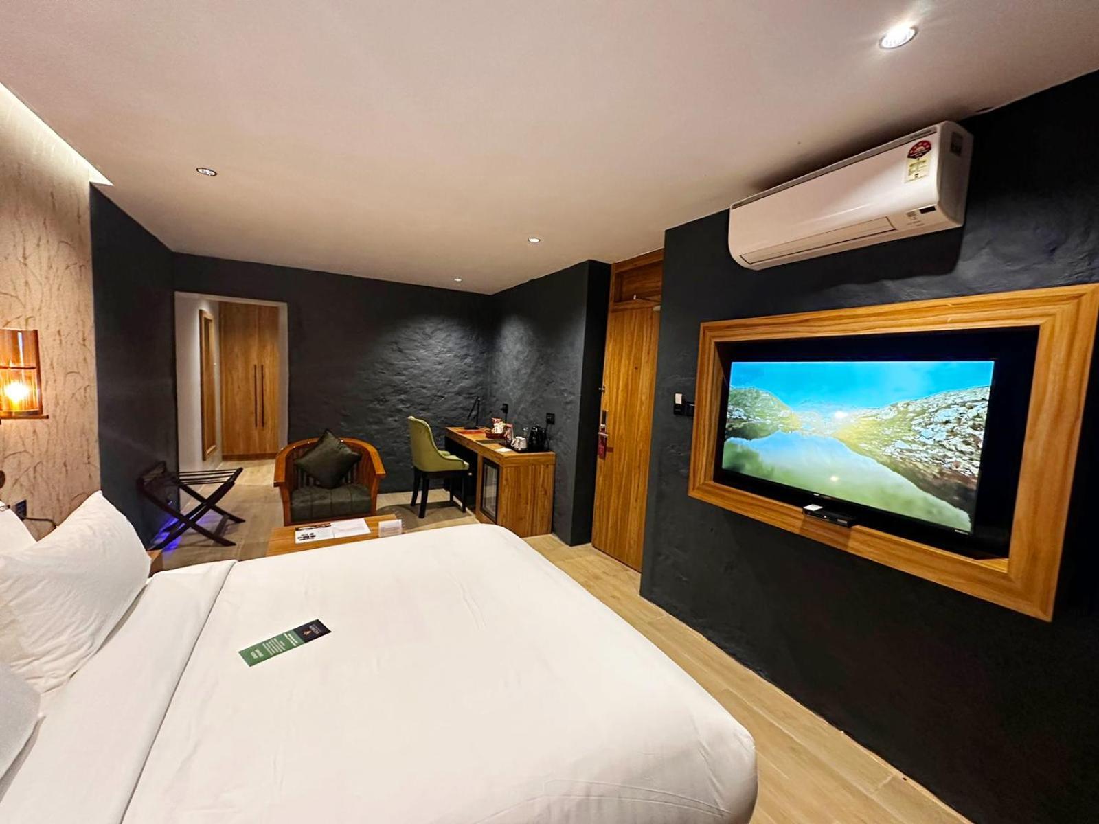 Viceroy Luxury Mountain And 5* Munnar