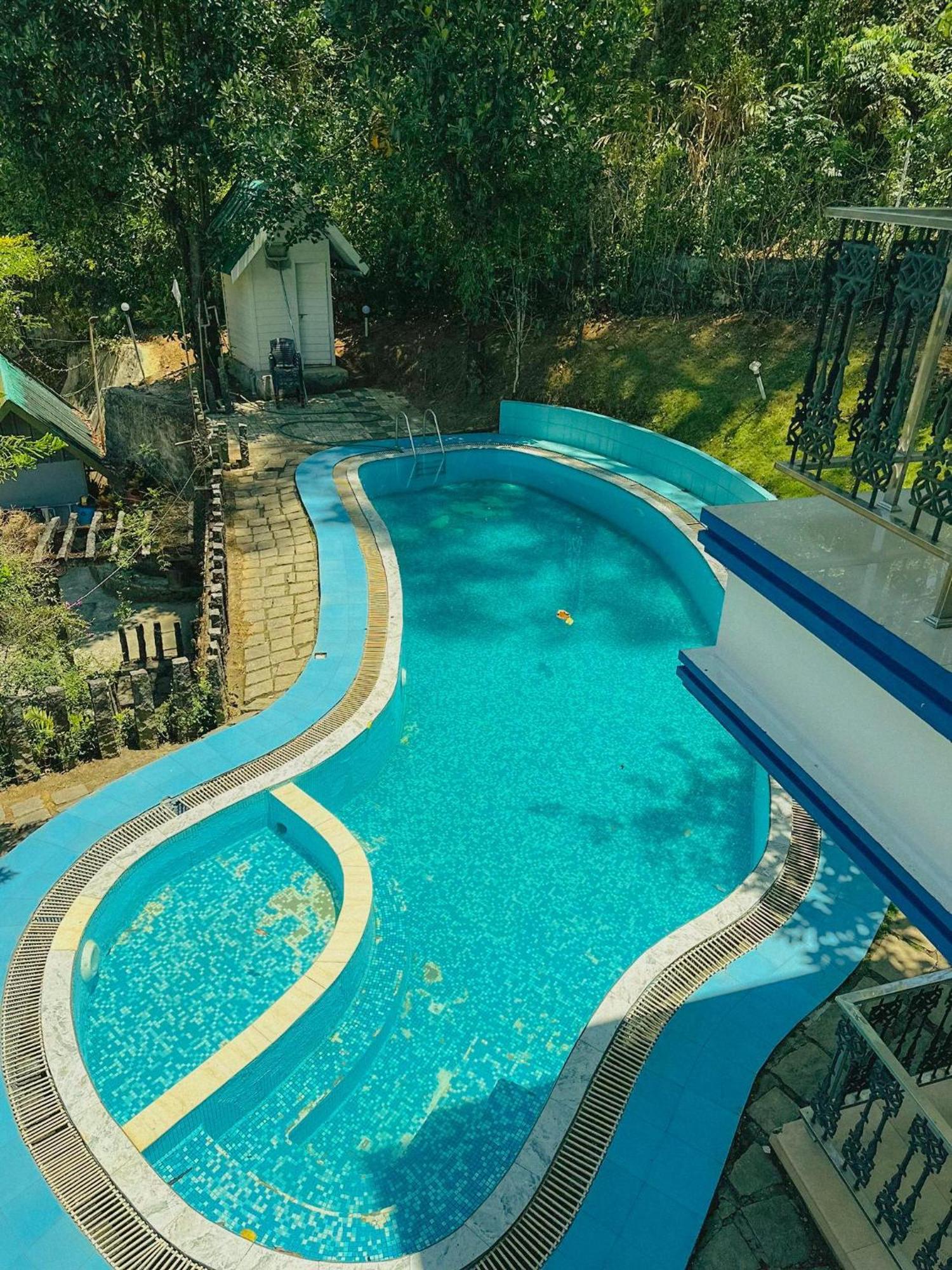 Hotel The Heights