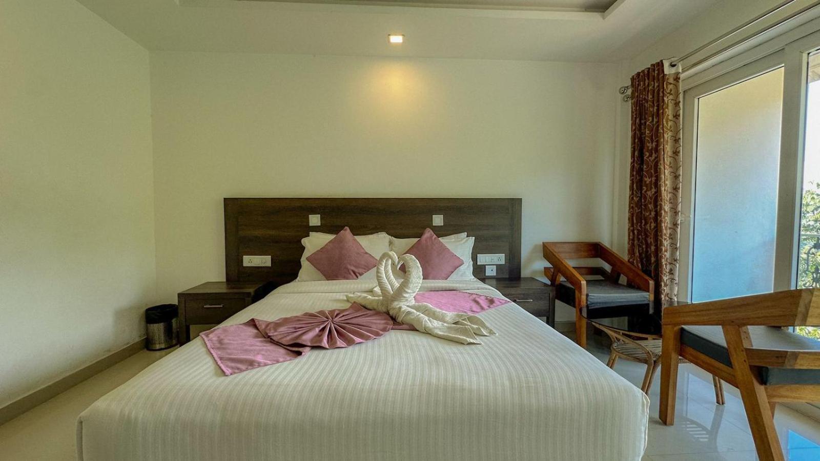 Hotel The Heights 4*
