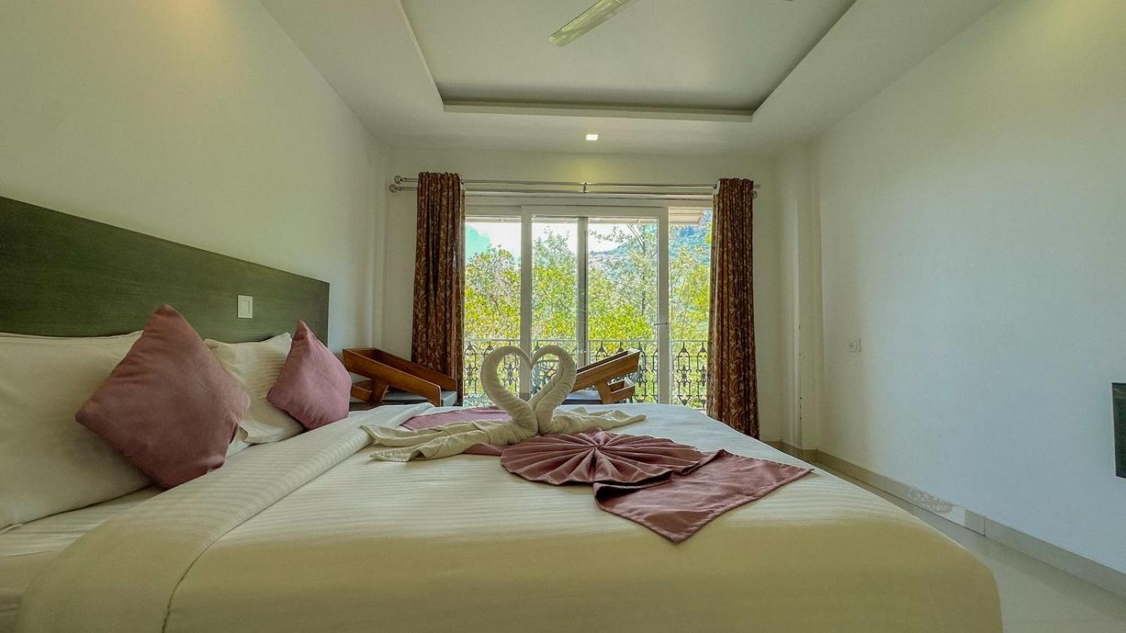 The Heights Hotel Munnar