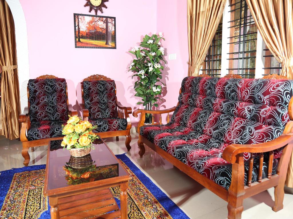 Mangalappillil Homestay