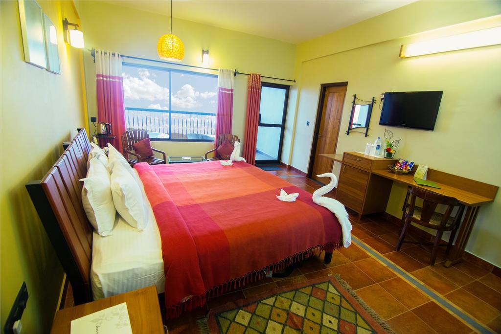 Forest Glade Hotel Munnar