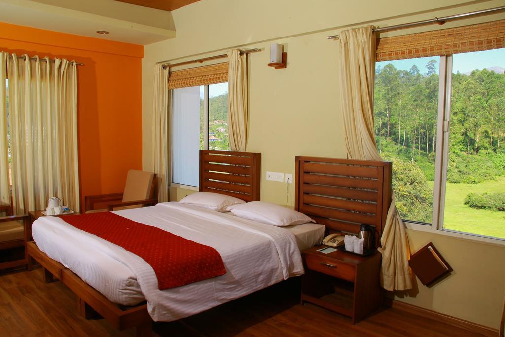 Hotel Grand Plaza Munnar