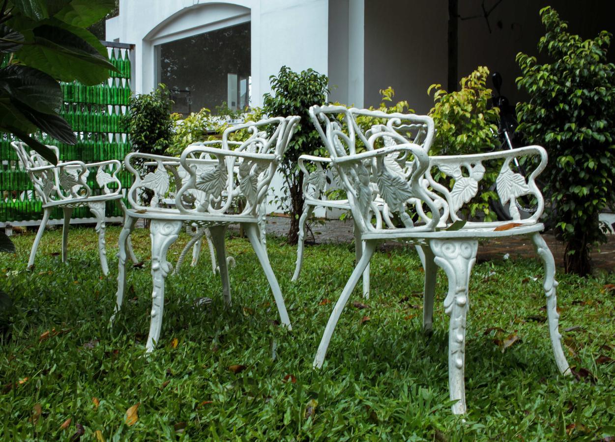 Tea Harvester Hotel 3*