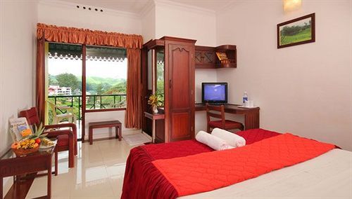 Le Celestium Hotel 4*