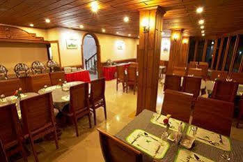 Elysium Garden 3* Munnar